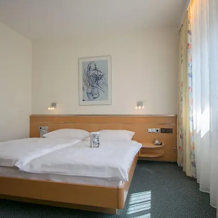 Art-hotel Braun Кирхгаймболанден