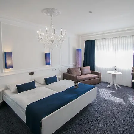Art-hotel Braun 호텔
